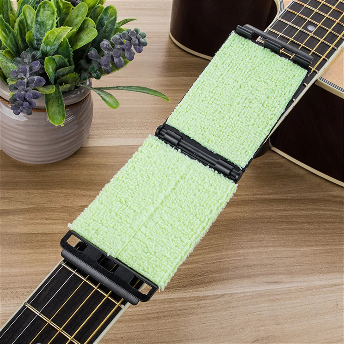 Guitar String Cleaner Fretboard Maintenance Tool